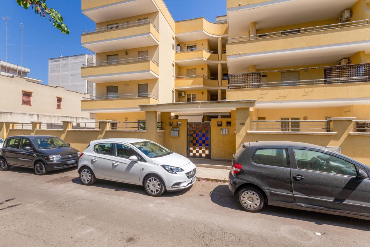 Roomy Apartment With Terrace & Parking ليتشي المظهر الخارجي الصورة